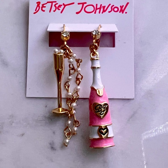 New Betsey Johnson Champagne Mismatch Linear Earrings - Picture 7 of 9